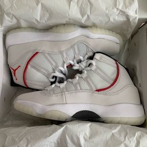 Air Jordan 11 retro (gs)